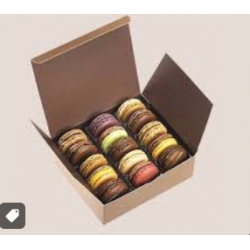 Macarons Gourmets Assortis – Coffret de 16 Pièces
